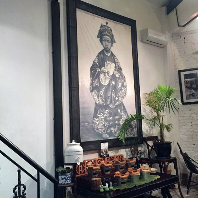 Quán cà phê cổ kính trở thành nơi ẩn náu ở Sài Gòn