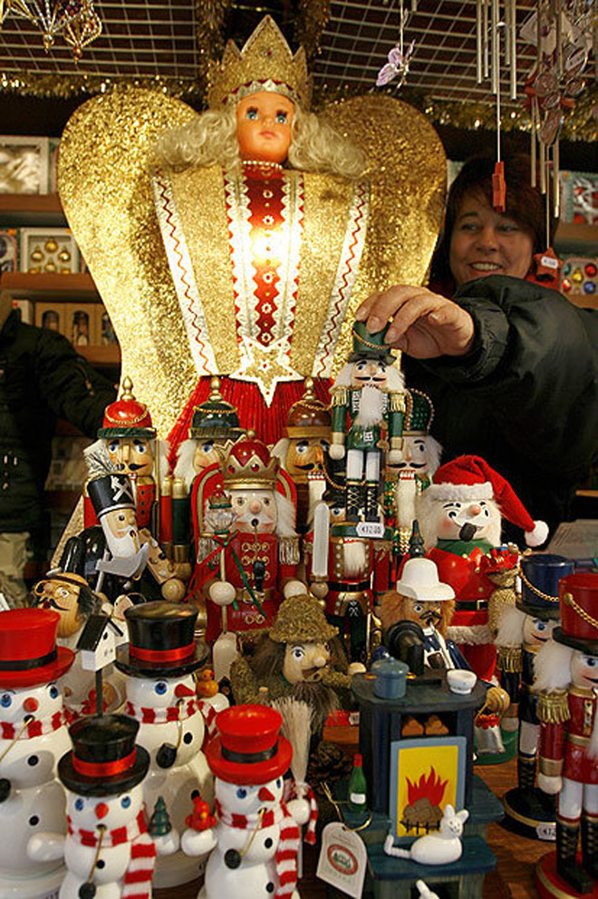 Những phong tục Giáng sinh kỳ lạ vòng quanh thế giới