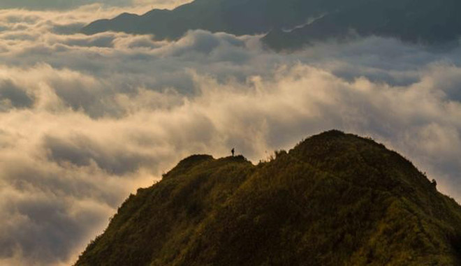 Đại dương mây mênh mông trên đỉnh Tà Xùa - Sơn La