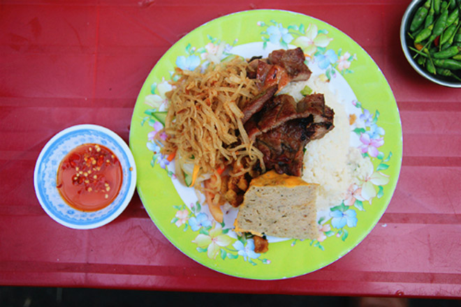 Ba món ăn đường phố ở Sài Gòn níu chân du khách