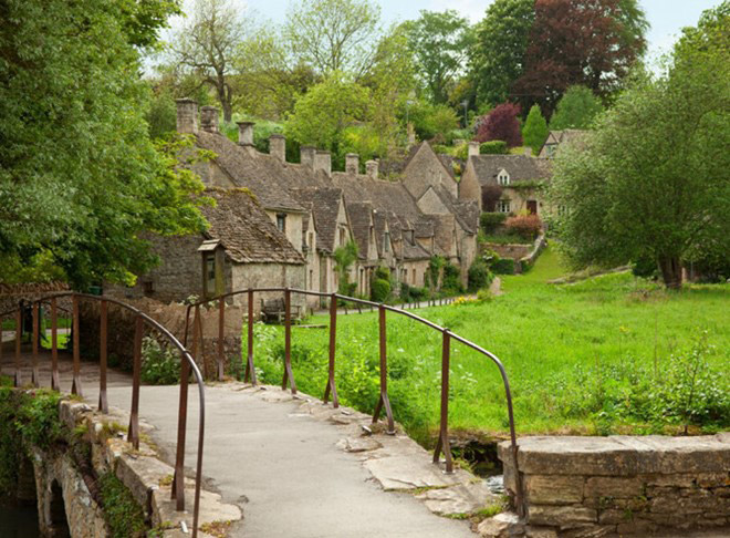 Những ngôi làng đẹp như mơ du khách không thể bỏ qua
