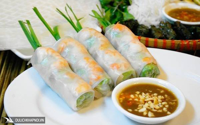 Những món ăn đường phố "ăn là mê" khi lang thang Sài Gòn