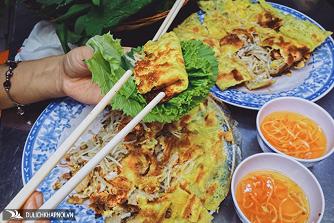 Ba món nóng hổi cho ngày mưa ở trung tâm Sài Gòn
