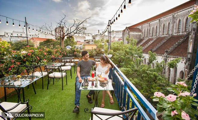 5 quán cà phê siêu lãng mạn cho đêm Giáng sinh ấm áp ở Hà Nội