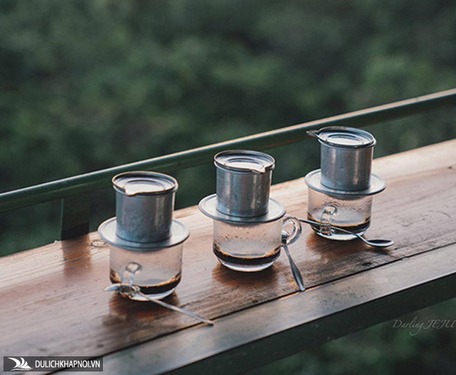 5 quán cà phê cho khách ngồi giữa núi rừng Đà Lạt