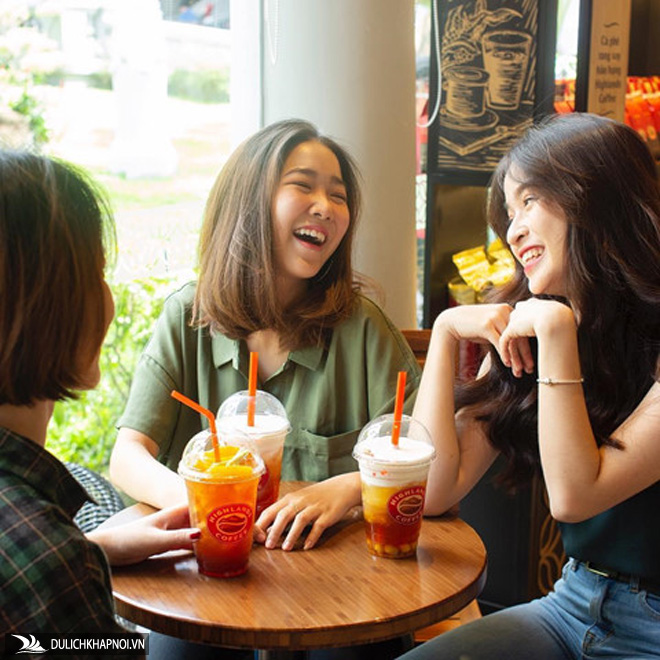 4 quán cà phê rộng rãi cho phụ huynh ngồi chờ thí sinh thi THPT 2019