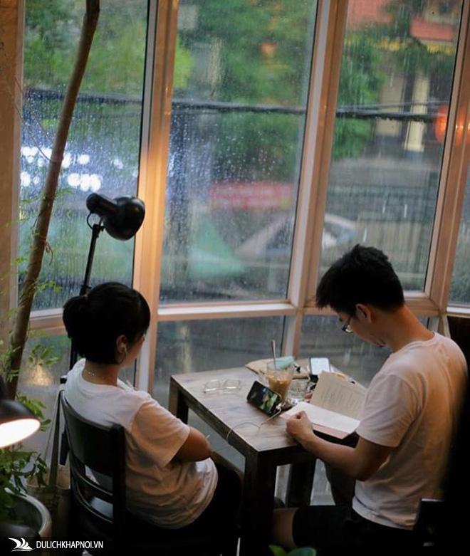 Tận hưởng thu Hà Nội tại các quán cà phê view đẹp