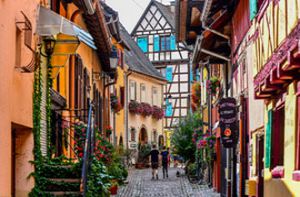 Ngôi làng đẹp như tranh ở Pháp