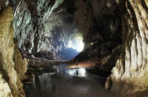 Khám phá vẻ bí ẩn, huyền bí của Vườn quốc gia Gunung Mulu
