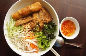 Quán bún thịt nướng có thâm niên trên 20 năm ở Sài Gòn
