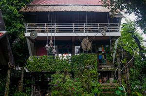 Quán cà phê theo phong cách nhà mồ ở Kon Tum