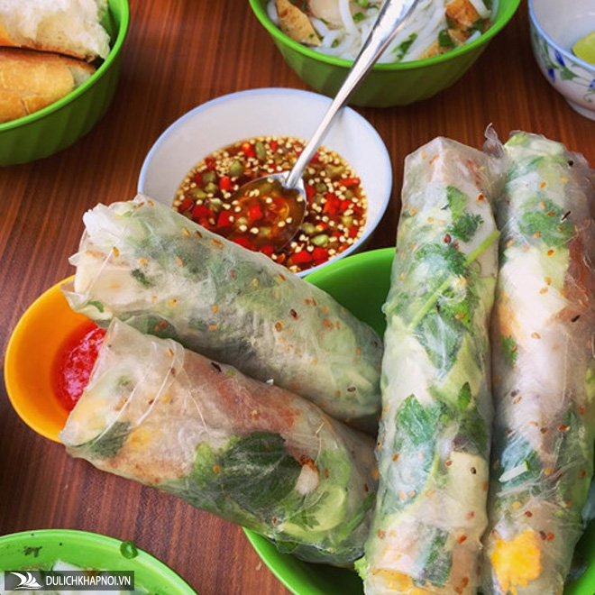 Đến Ninh Thuận, ăn cơm gà, bánh canh và loạt món nếm
