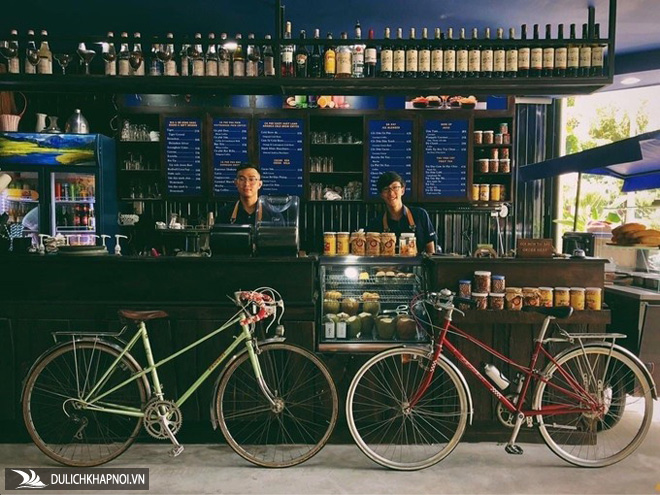 Quán cà phê cho người mê xe đạp ở Sài Gòn