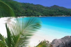 Côn Đảo là một trong các bãi biển vắng đẹp nhất thế giới