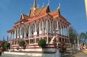 Tour Lào đặc biệt mừng lễ 30-4 và 1-5