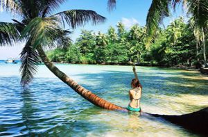 Trốn nóng hè ở 10 hòn đảo siêu đẹp của Việt Nam