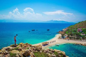Bãi tắm đôi duy nhất Việt Nam ở đảo Yến