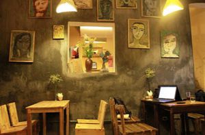 Những quán cà phê gợi nhớ tuổi thơ ở Hà Nội