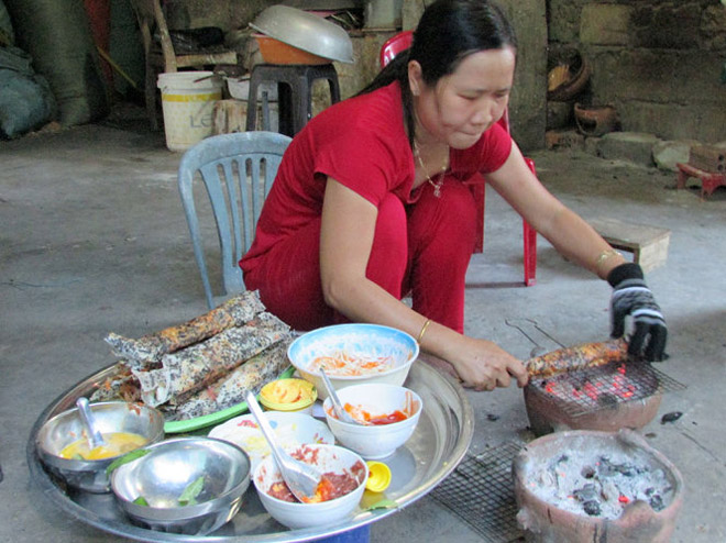 bánh tráng cuốn tương Chợ Lầu bánh tráng cuốn tương Chợ Lầu