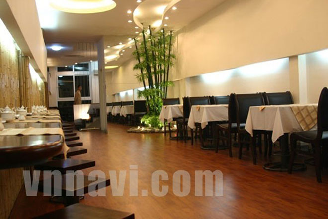 Nhà hàng đặc sản đà điểu Q&Q Nhà hàng đặc sản đà điểu Q&Q