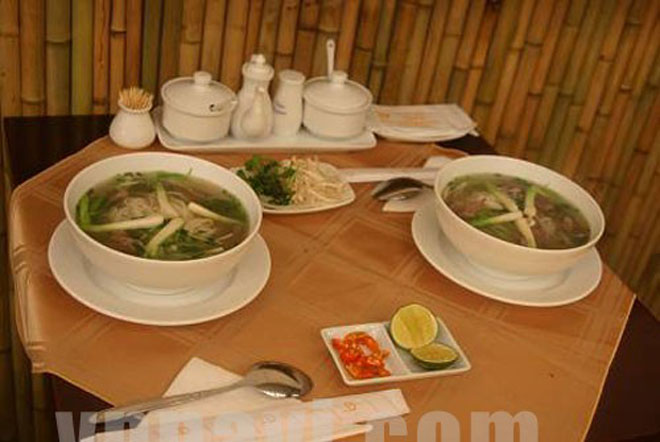 Nhà hàng đặc sản đà điểu Q&Q Nhà hàng đặc sản đà điểu Q&Q