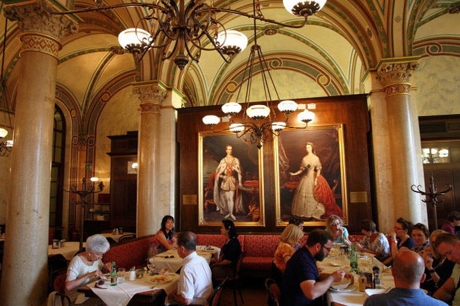 Hành trình ngắn ngày lãng mạn với Vienna Hành trình ngắn ngày lãng mạn với Vienna