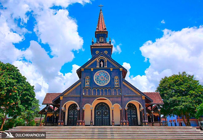 địa điểm đẹp ngây người khi đến với du lịch Kon Tum