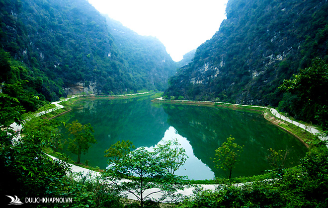 Ba điểm đến nổi tiếng cho một ngày du ngoạn Ninh Bình