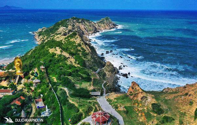 8 điểm du lịch nổi tiếng nhất Quy Nhơn - Ảnh 1 8 điểm du lịch nổi tiếng nhất Quy Nhơn