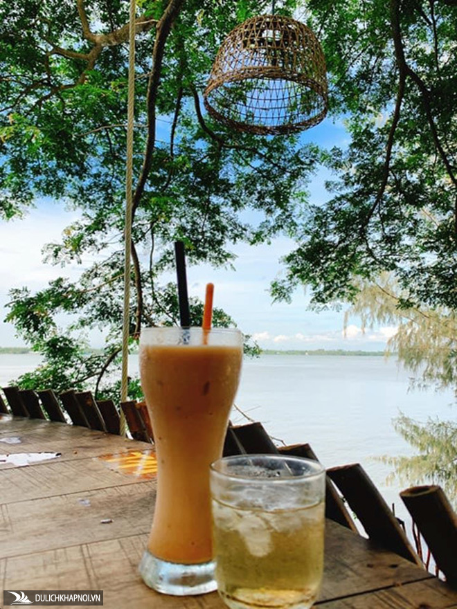 Quán cà phê mát rượi, lơ lửng trên cây ở Cần Thơ thu hút giới trẻ - Ảnh 5 Quán cà phê mát rượi, lơ lửng trên cây ở Cần Thơ thu hút giới trẻ