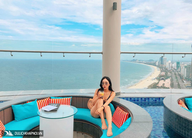 Tận hưởng gió mát tại những quán cà phê view biển ở Đà Nẵng - Ảnh 3 Tận hưởng gió mát tại những quán cà phê view biển ở Đà Nẵng