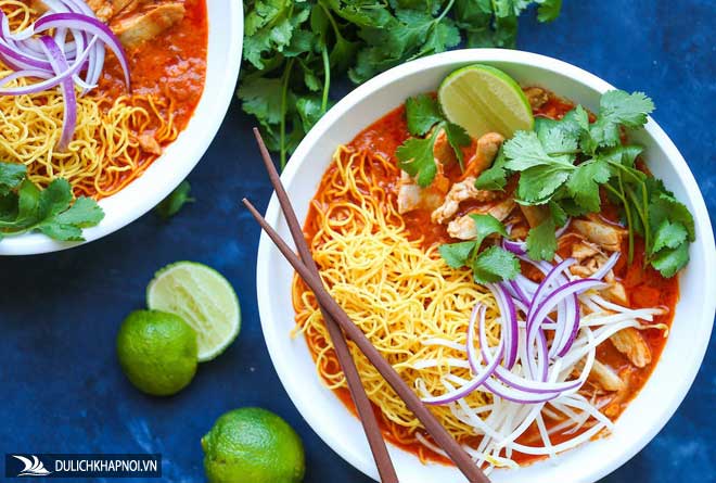 Bún nem nướng mía và 3 đặc sản sợi hút khách ở TP.HCM - Ảnh 2 Bún nem nướng mía và 3 đặc sản sợi hút khách ở TP.HCM