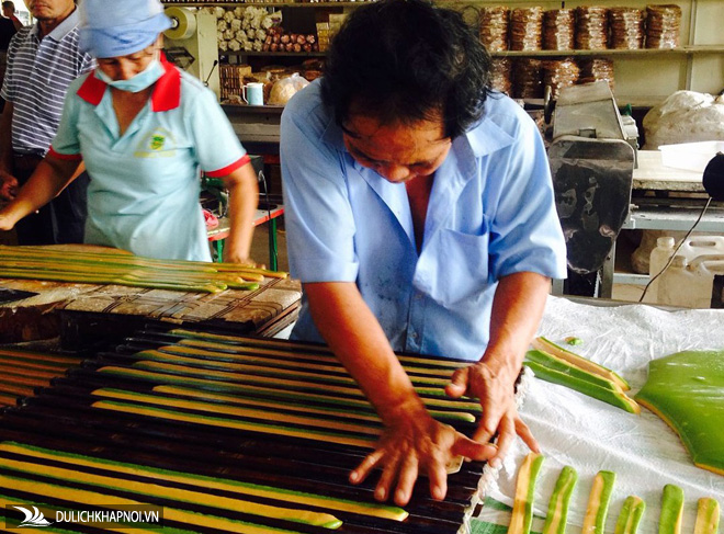 Những món ăn bắt nguồn từ cây dừa ở Bến Tre - Ảnh 4 Những món ăn bắt nguồn từ cây dừa ở Bến Tre