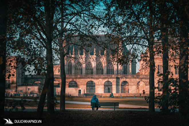 Choáng ngợp cảnh sắc đẹp như phim mùa cây thay lá ở Pháp - Ảnh 11 Choáng ngợp cảnh sắc đẹp như phim mùa cây thay lá ở Pháp